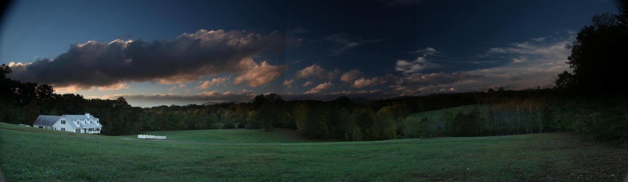 And Vineyard Hotel Dahlonega