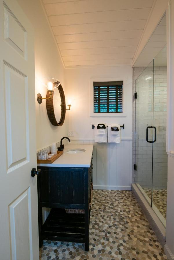 And Vineyard Hotel Dahlonega